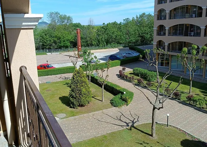 Apartment Midia Family - S Vyhledem Na Aheloy