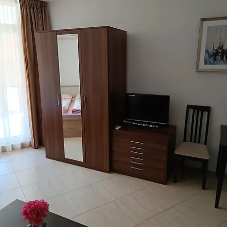 Midia Family - S Vyhledem Na * אהלוי