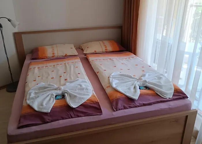 Midia Family - S Výhledem Na Moře