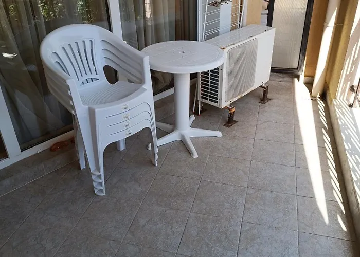 Midia Family - S Výhledem Na Moře